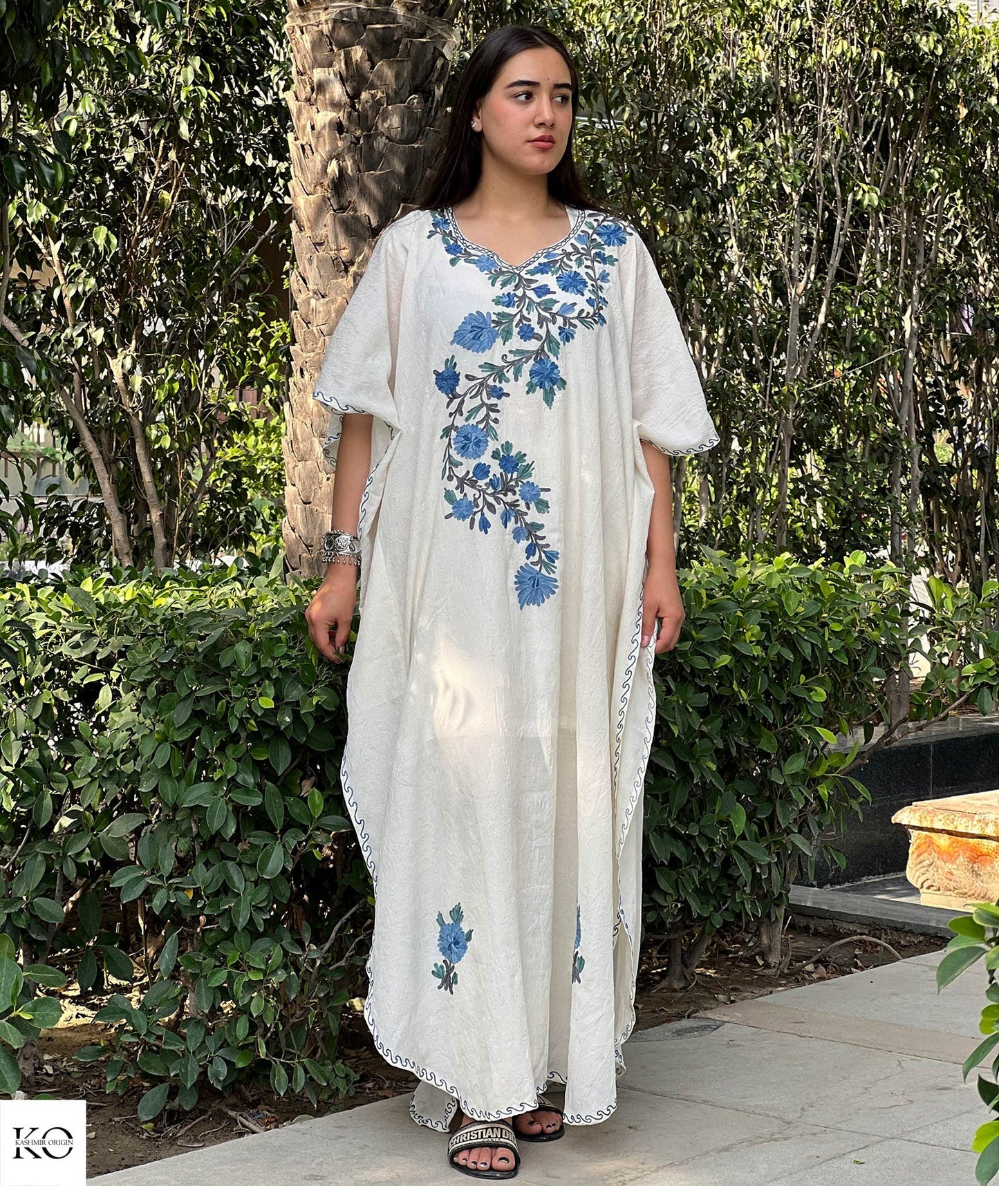 Blue Posh Thaer Design Embroidered White Cotton Kaftan