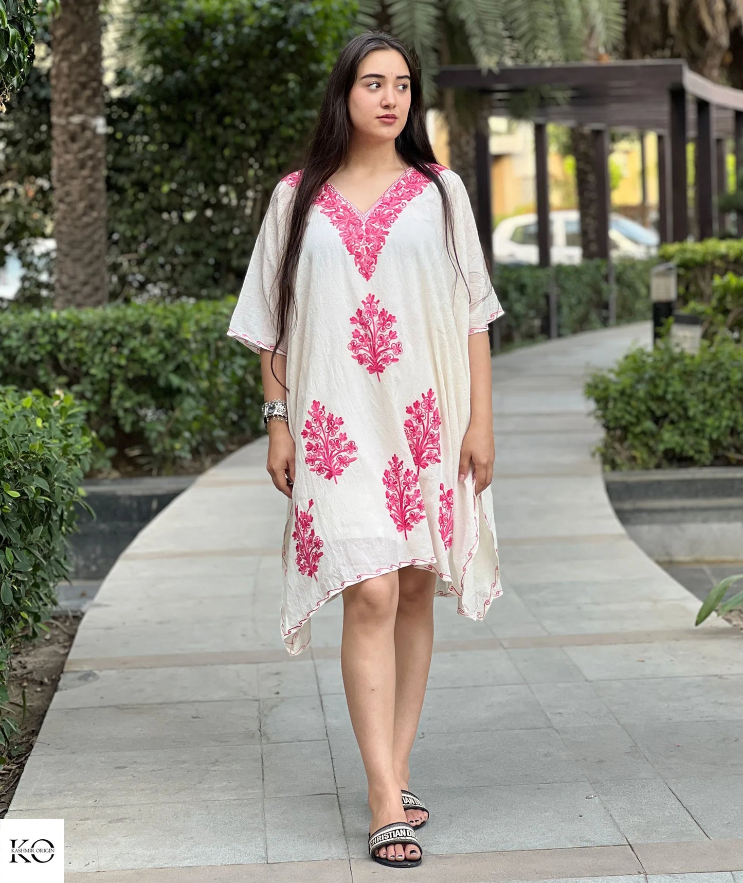 Pink Bootidaar Embroidered Creme Short Kaftan