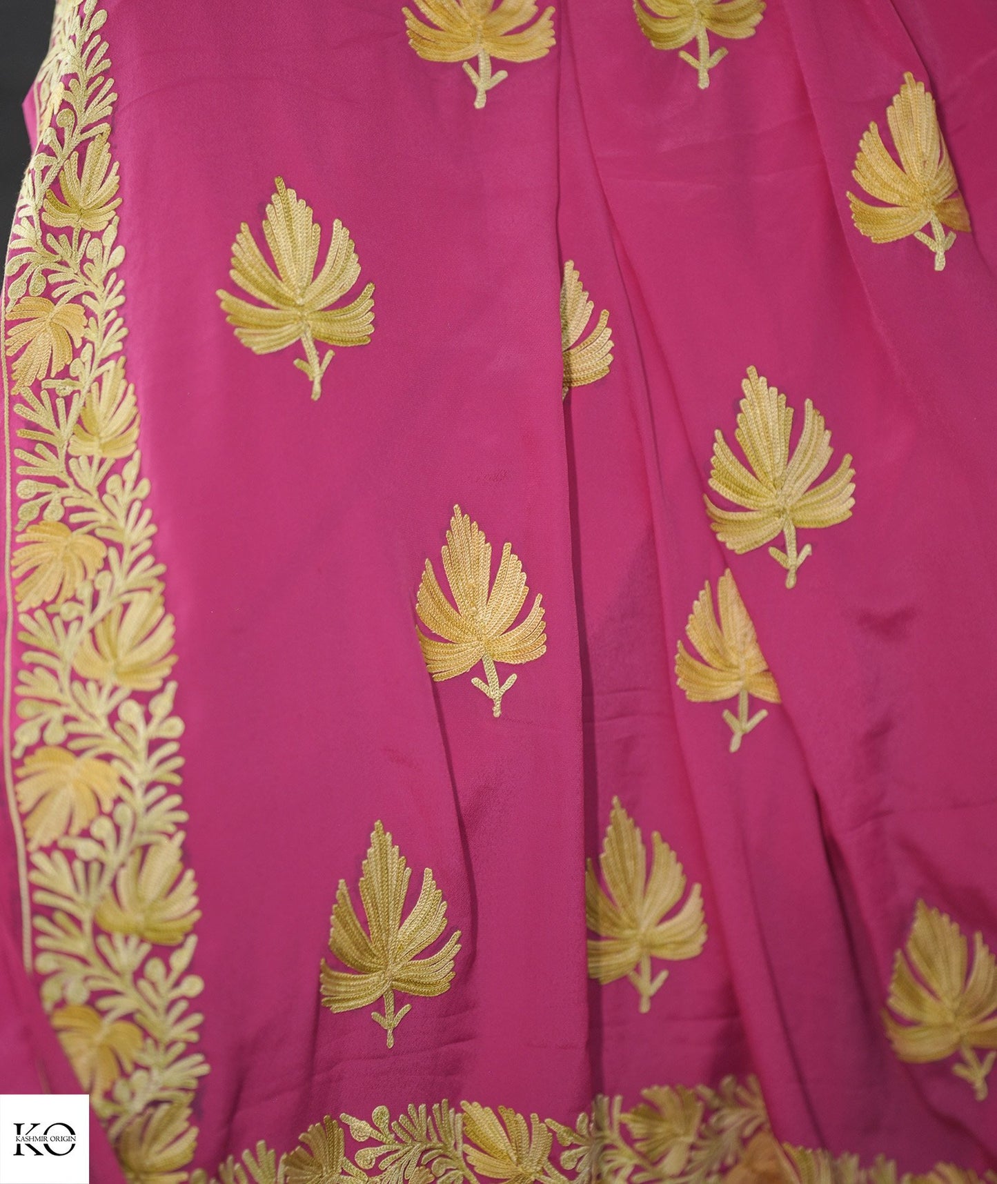 Pink Chinar Bootidaar Aari Embroidered Pure Crepe Saree