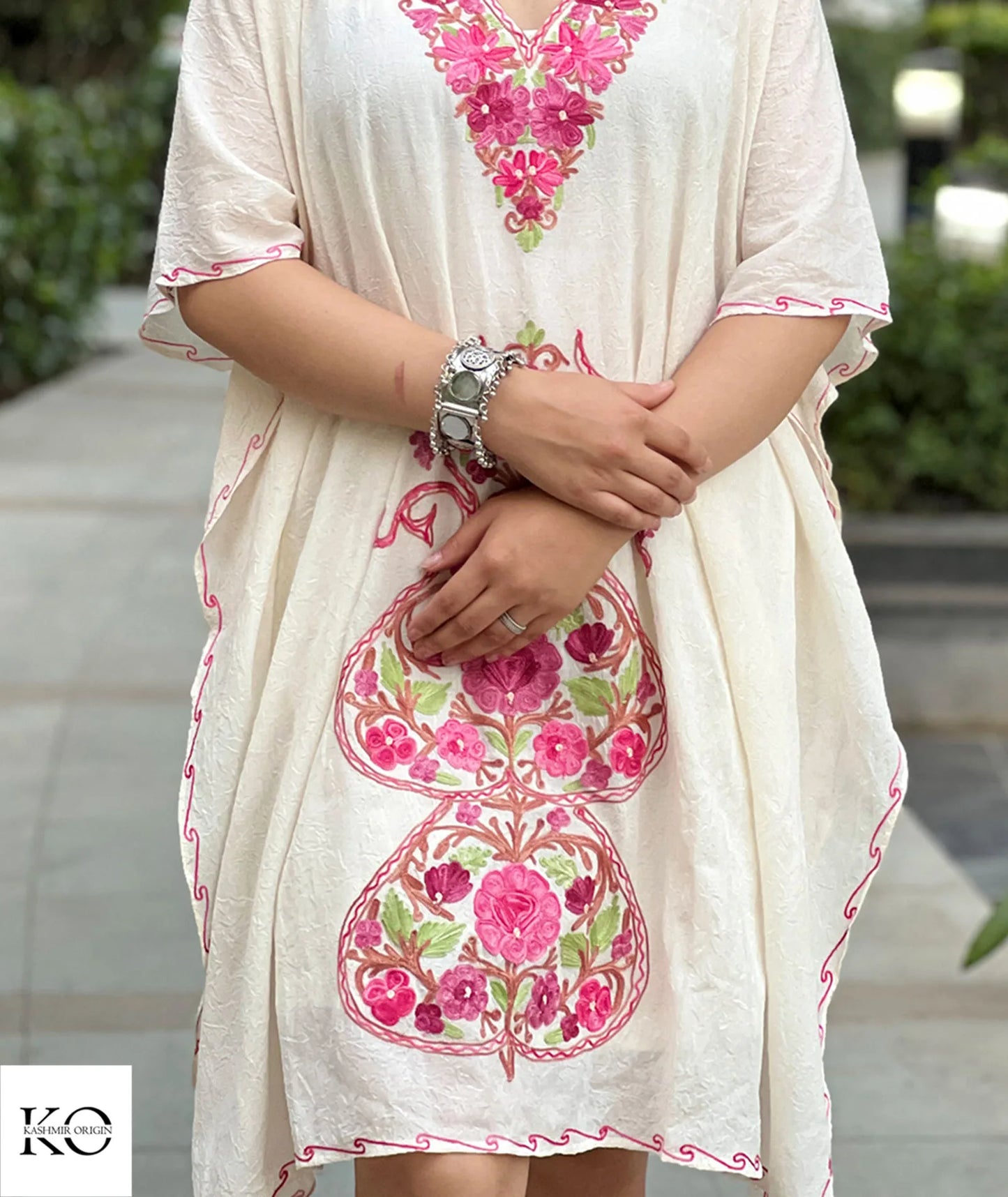 Creme Base Pink Floral Design Embroidered Short Kaftan