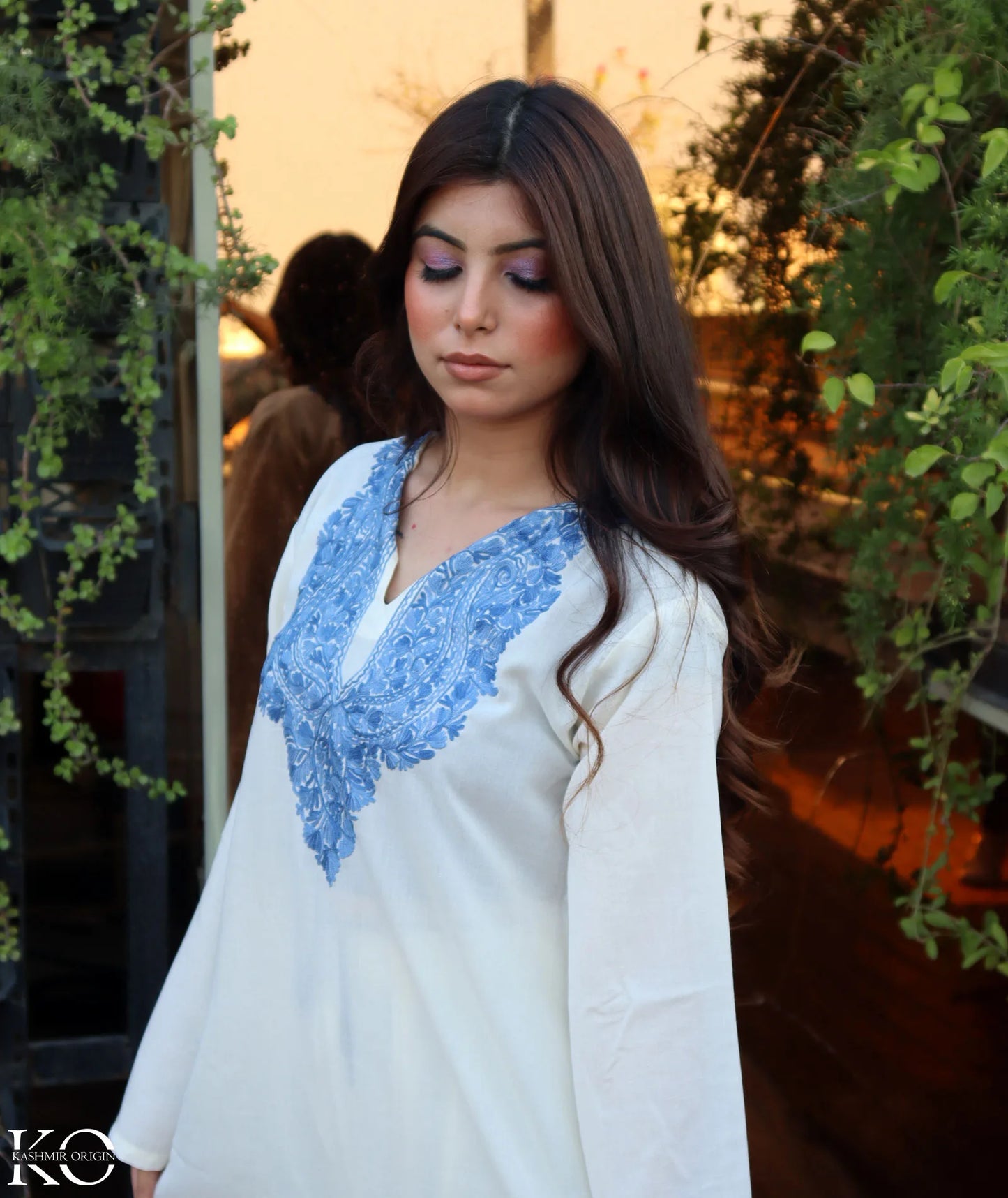 White & Blue Aari Embroidered Cotton Co ord Set Front Back Work