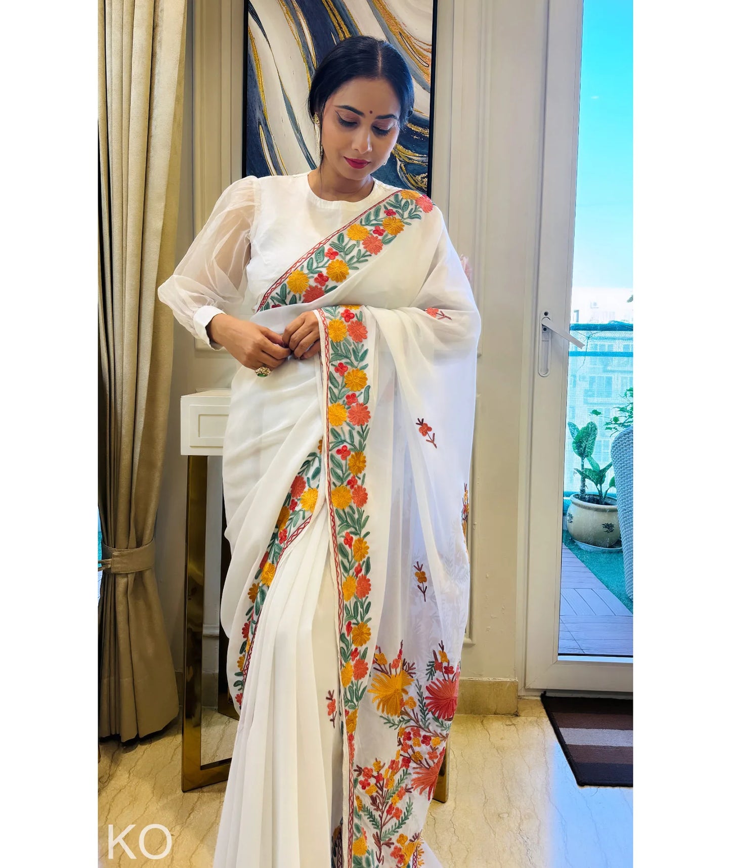 Gulbahaar Aari Embroidered White Georgette Saree