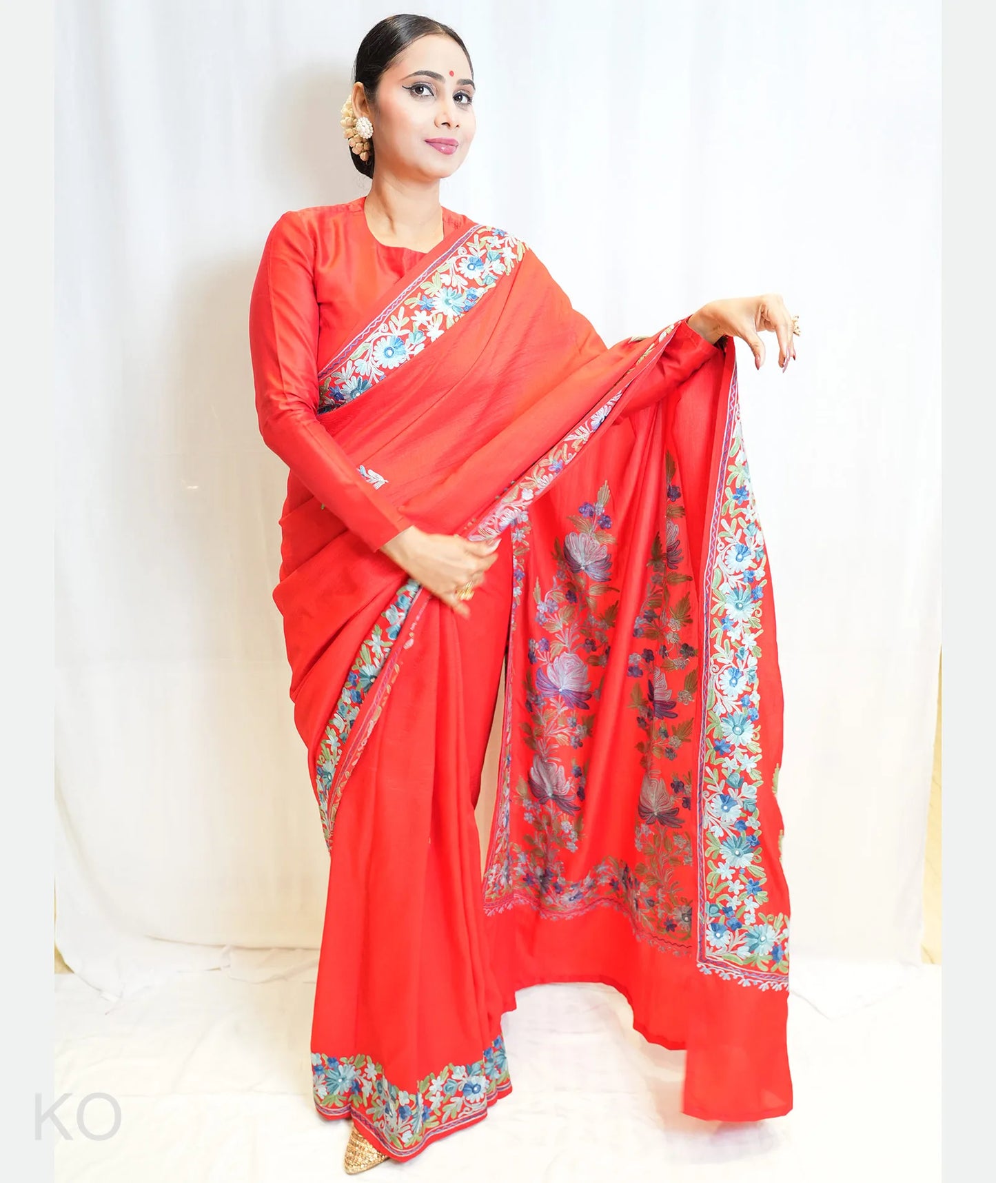 Posh Phulai Aari Embroidered  Red Crape Saree