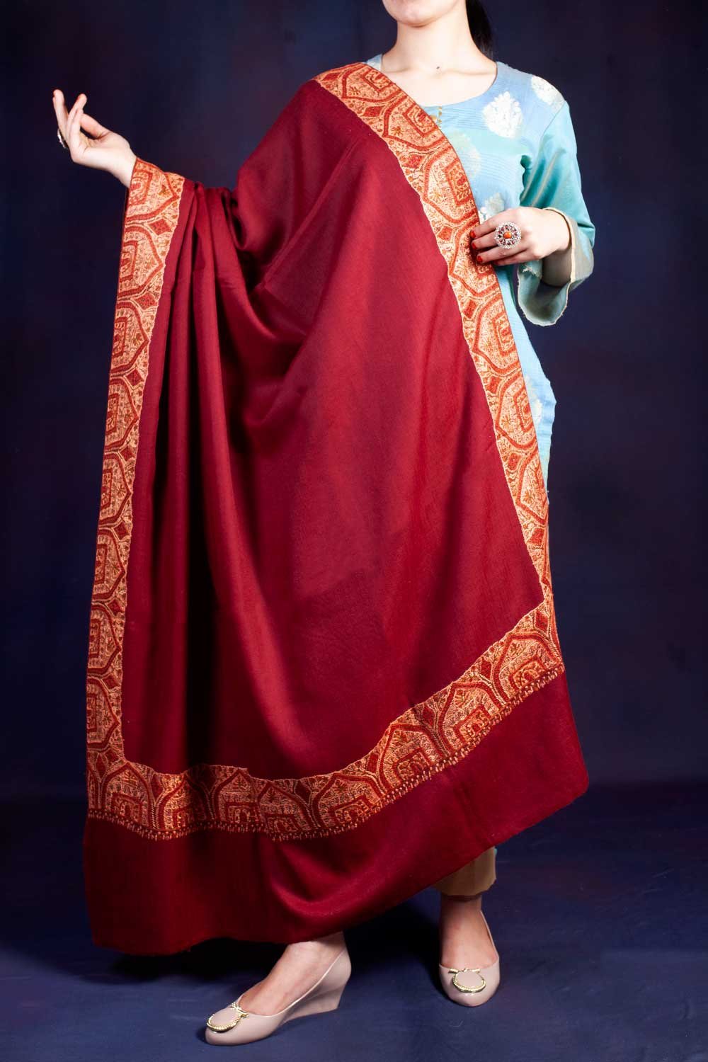 Maroon Sozni Embroidered Dhoor Daar Shawl