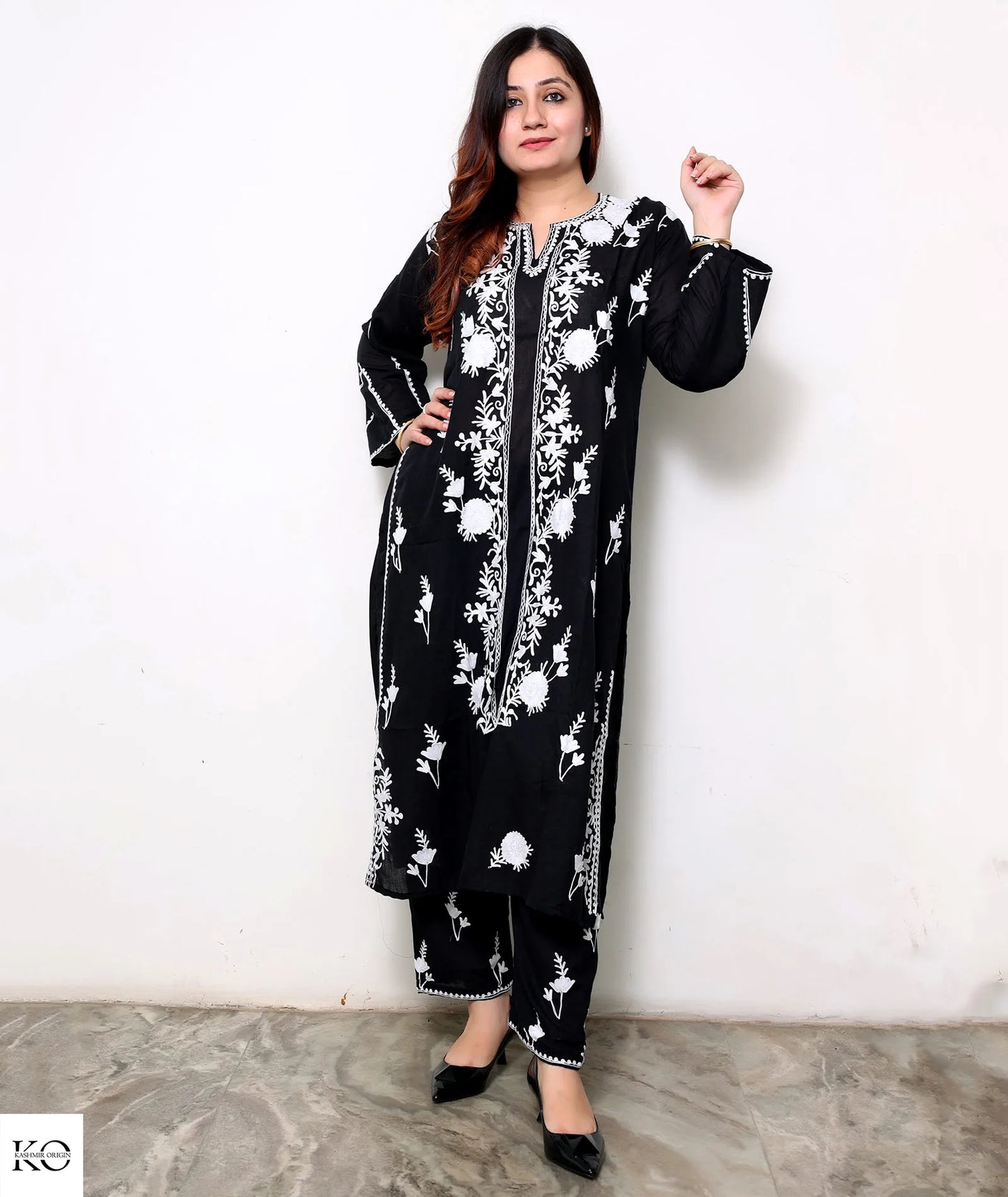 Black & White Bootidaar Embroidered Pure Cotton Co ord Set