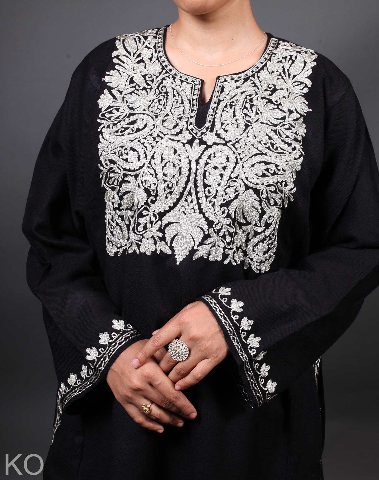 Black Base Zari Embroidered Pheran