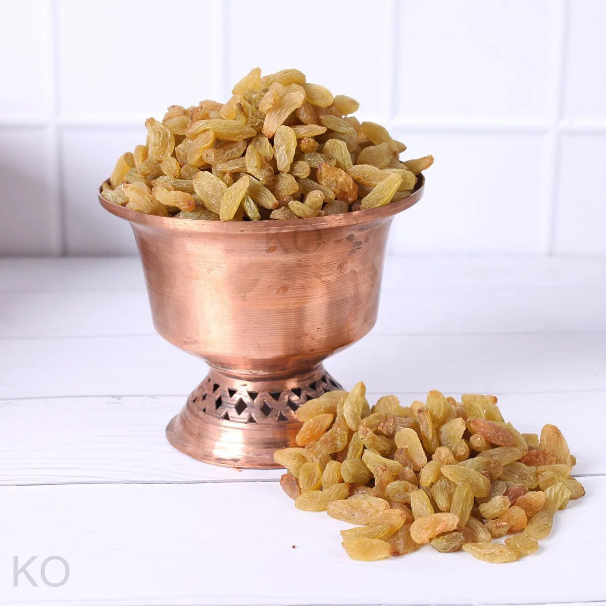 Dried Golden Raisins | Pilli Kishmish