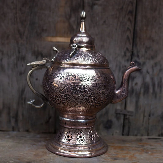 Hand Engraved Antique Design Round Copper Samavar | 20-25 Cups