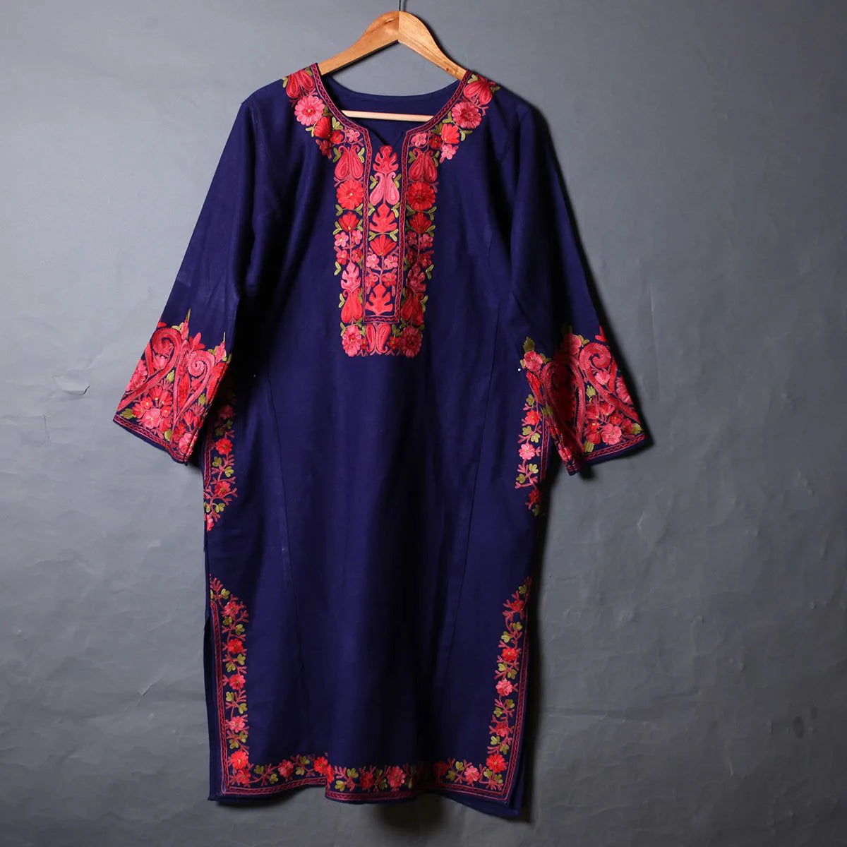 Blue Aari Embroidered Pheran