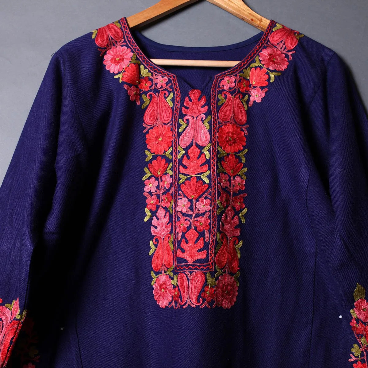 Blue Aari Embroidered Pheran