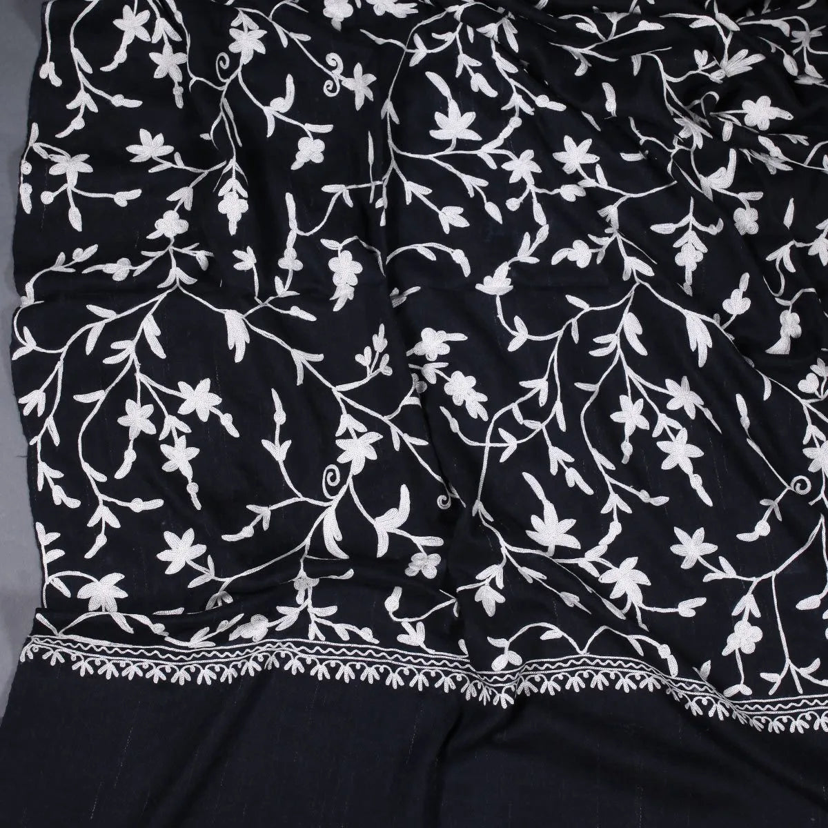 Black Base<br>  Folral Design  Aari Embroidery  Woolen Shawls