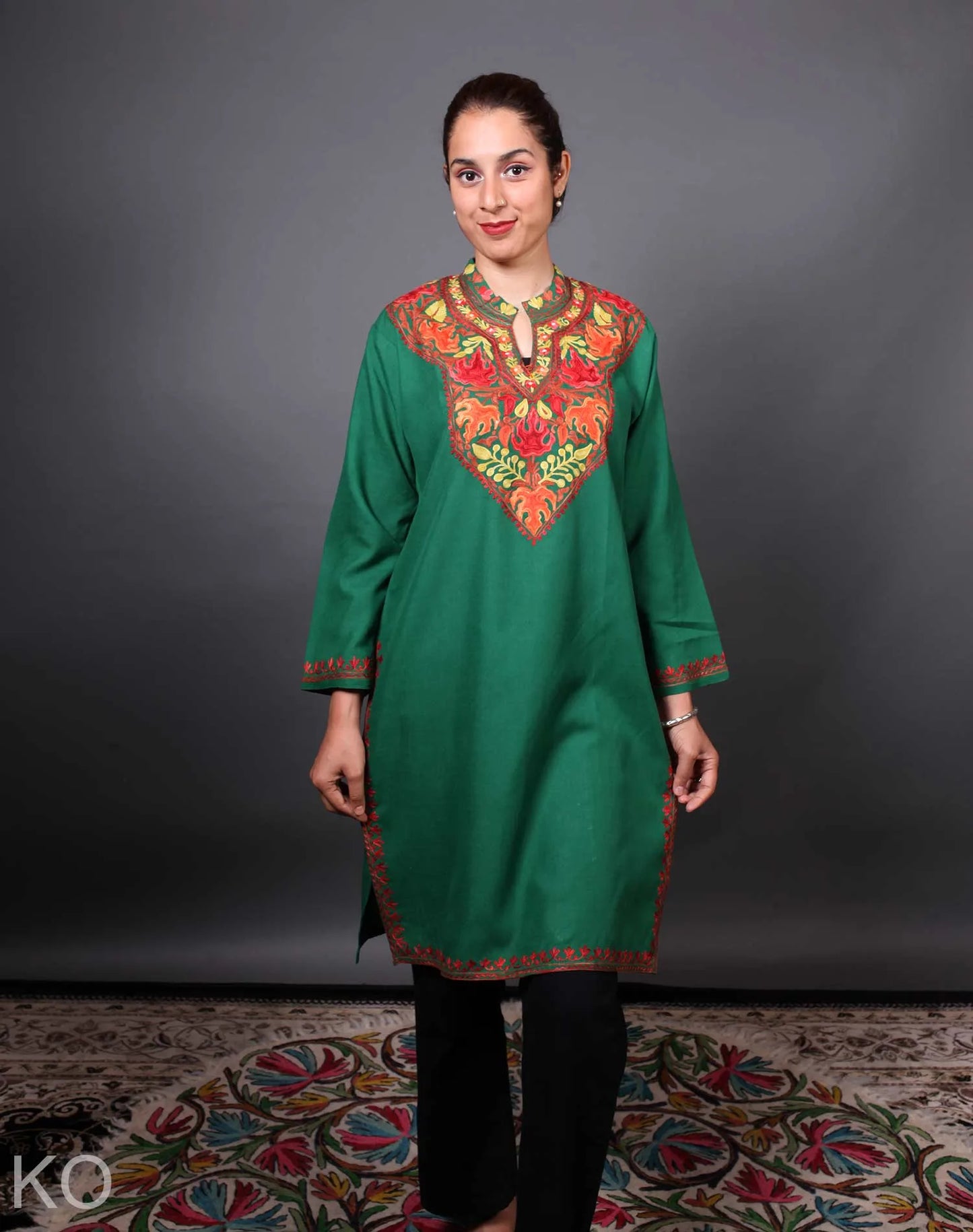 Mandarin  collar Green Aari Embroidered Cotton Kurti