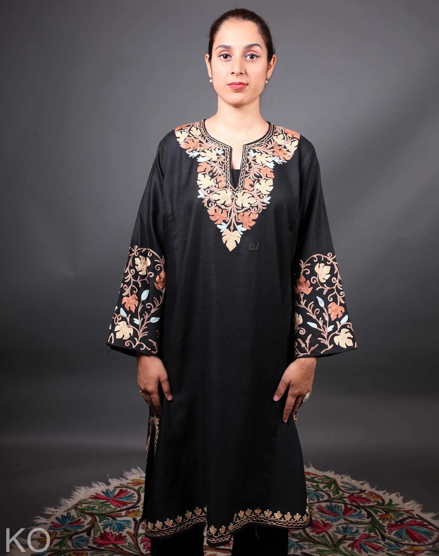 Black Aari Embroidered Woolen Pheran | Fine Wool