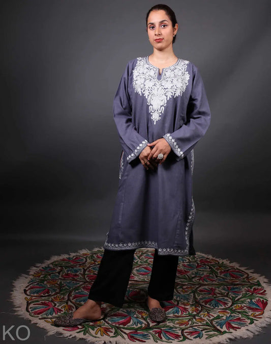 Grey Base Zari Embroidered Fine Pheran