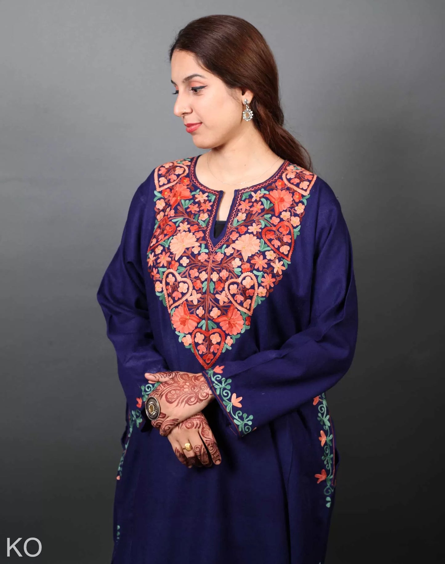 Blue Aari Embroidered Pheran