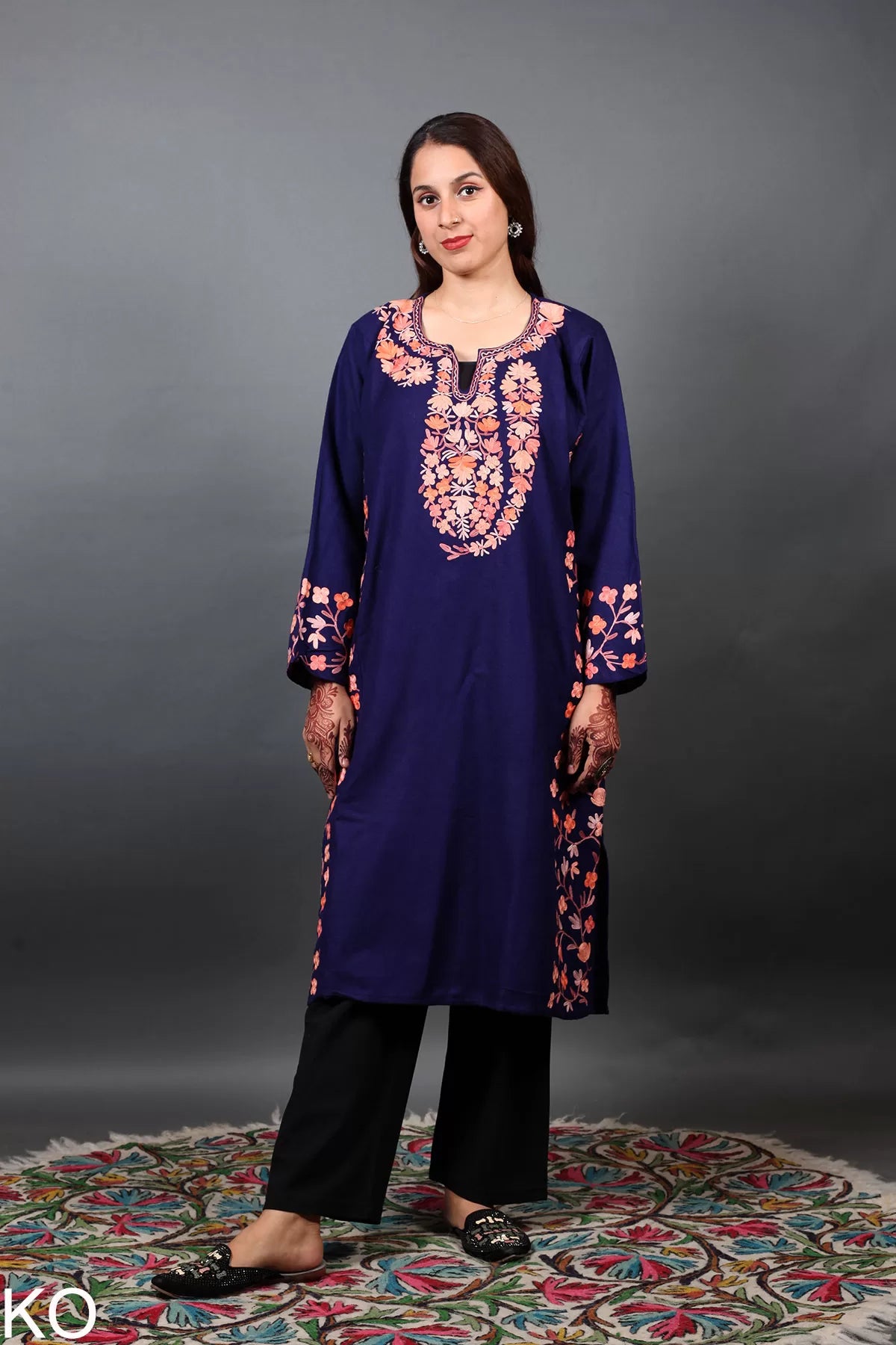 Fish Neck and Side Design Blue Aari Embroidered Phiran