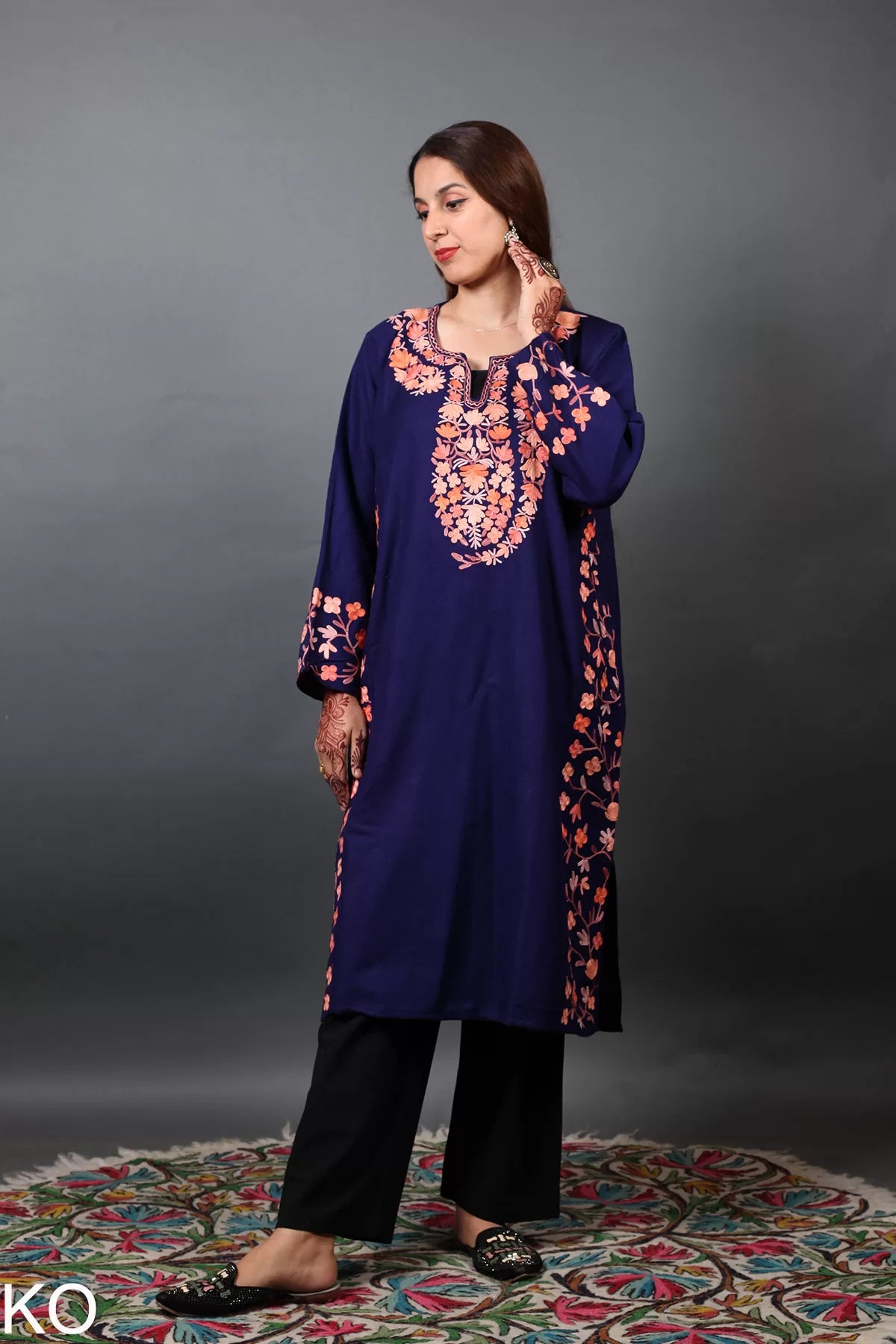 Fish Neck and Side Design Blue Aari Embroidered Phiran