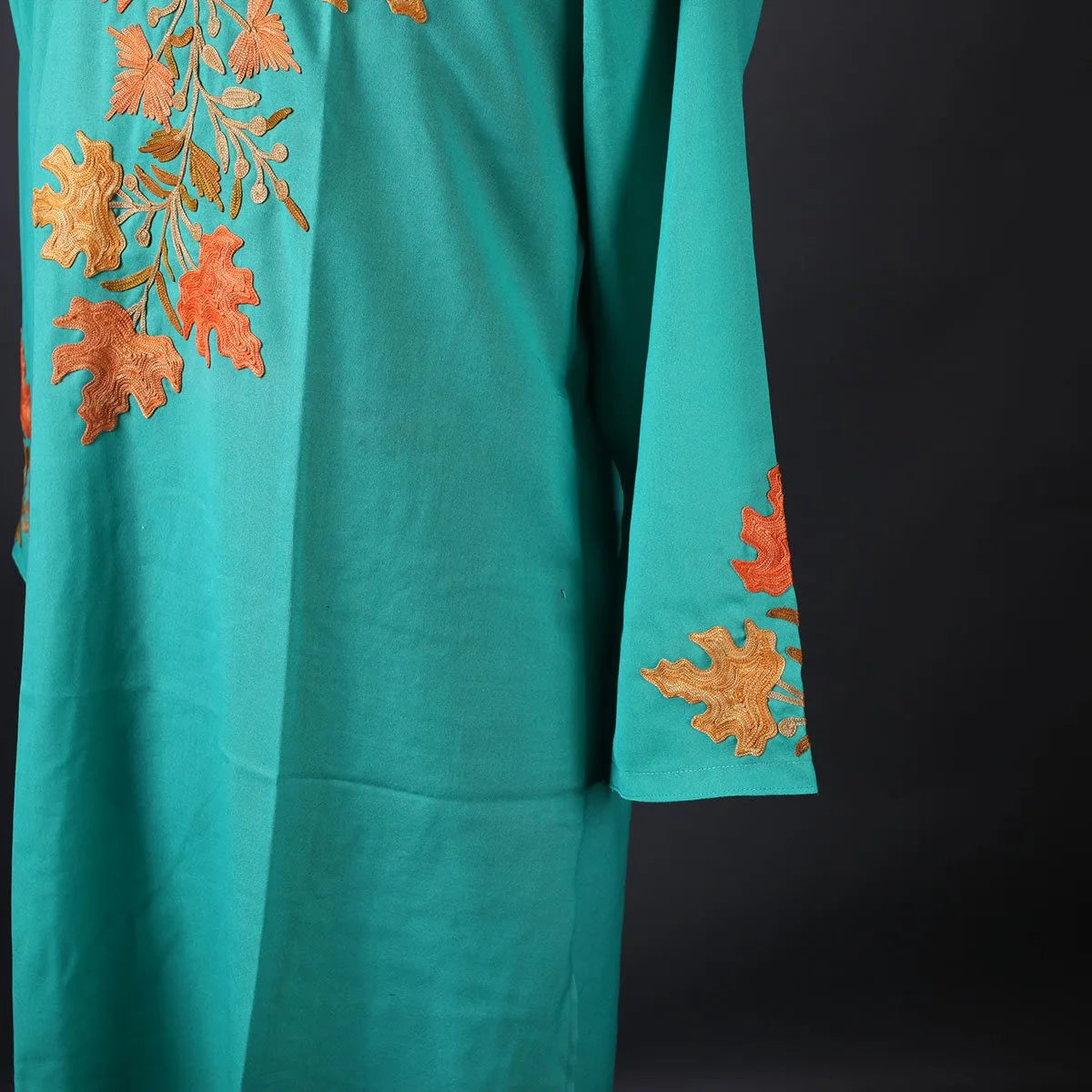 Turquoise Chinar Design Embroidred Kurti