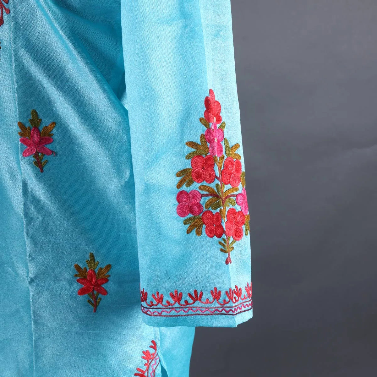 Turquoise Floral Booti Ari Embroidered Kurti