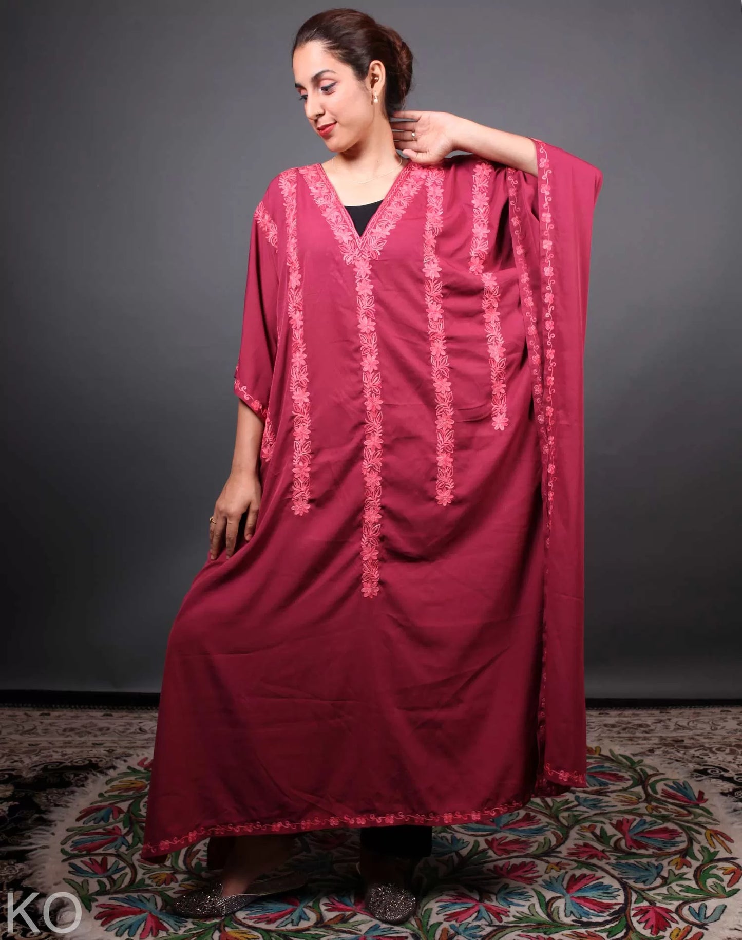 MaroonFloral Deisgn Aari Embroidered Kaftan