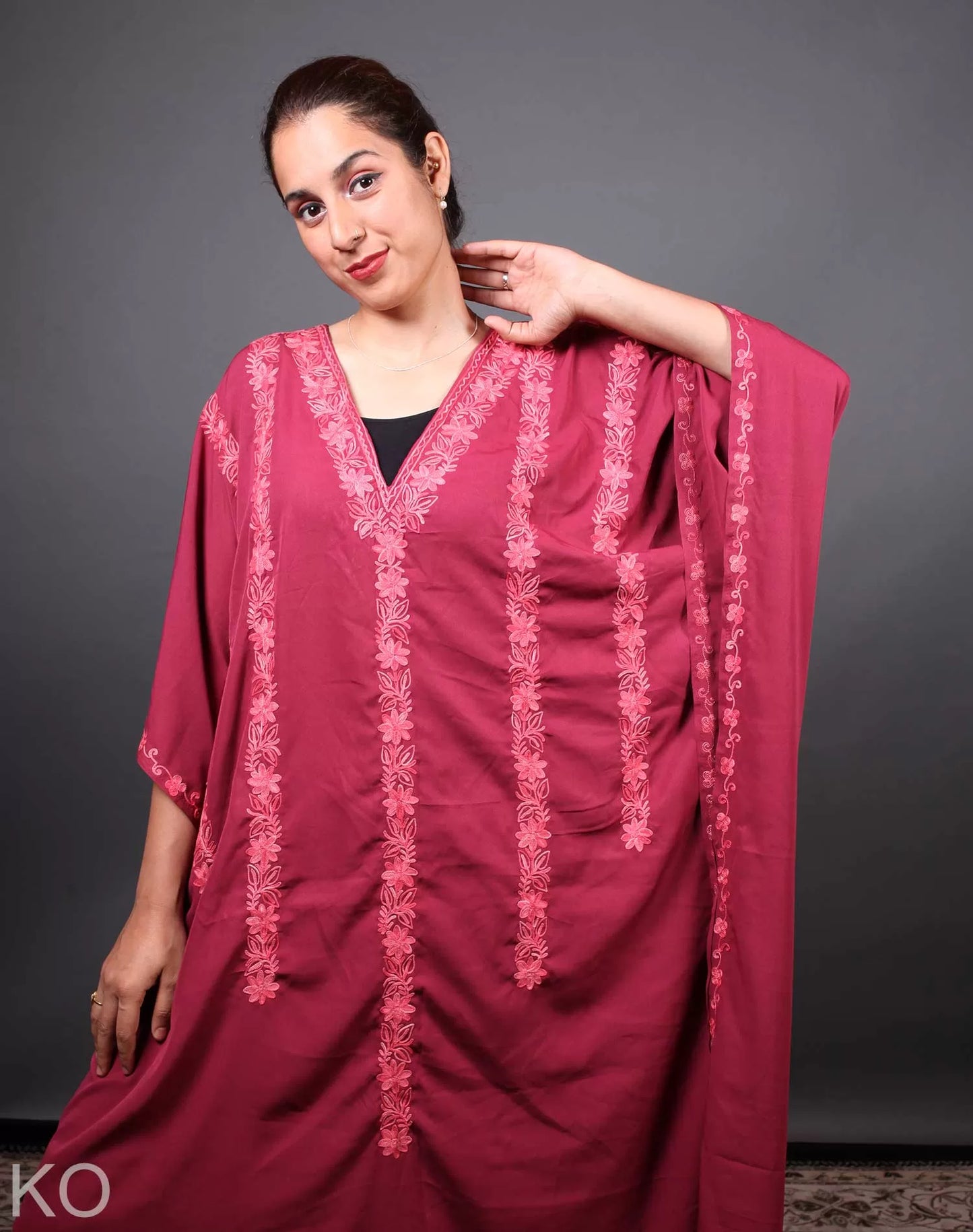 MaroonFloral Deisgn Aari Embroidered Kaftan