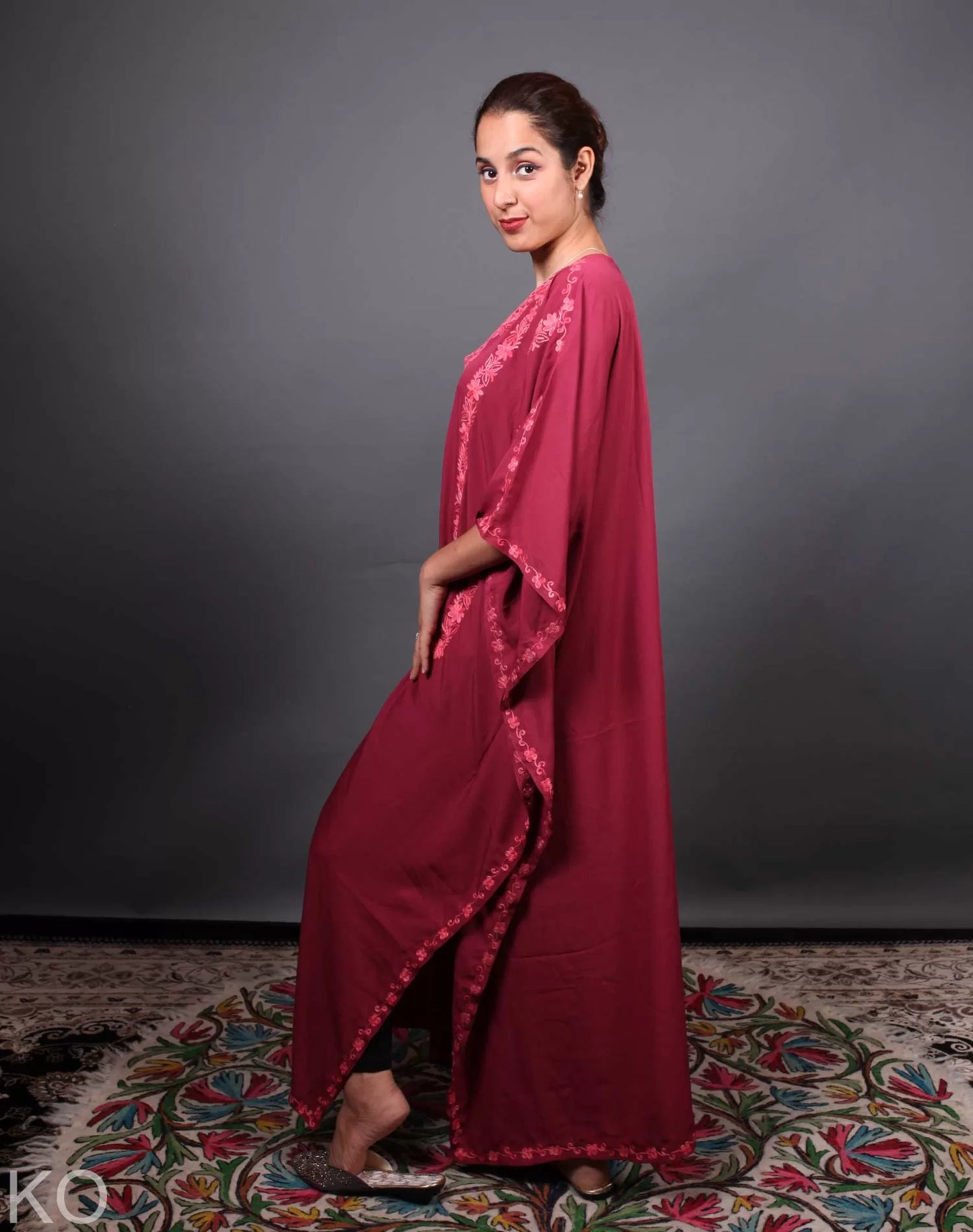 MaroonFloral Deisgn Aari Embroidered Kaftan