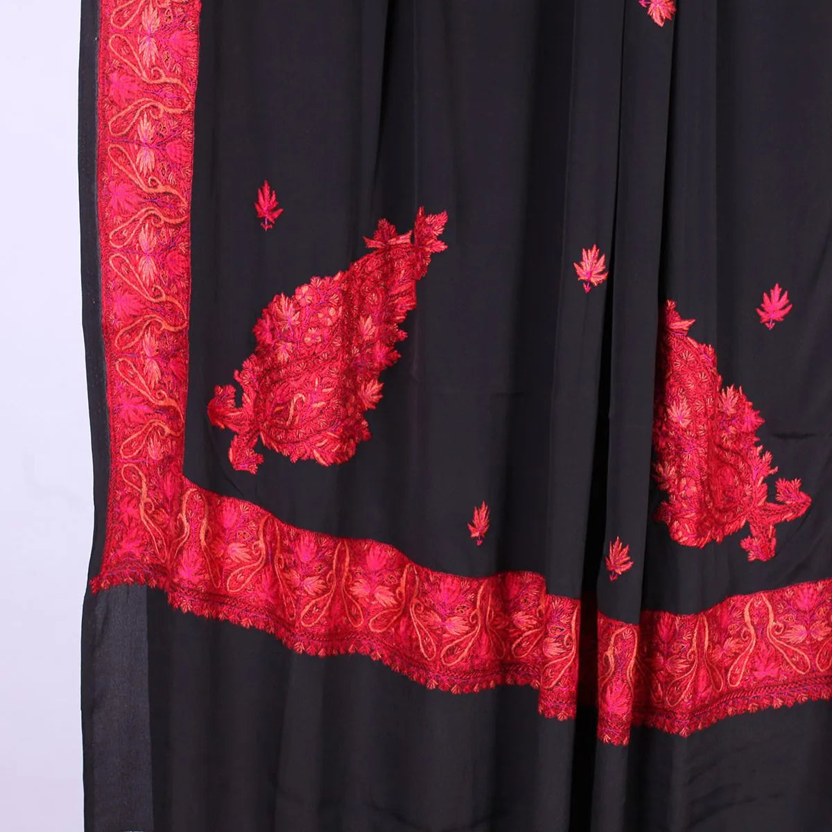 Black Colour Kashmiri Hand Sozni Embroidered Pure Crepe Saree