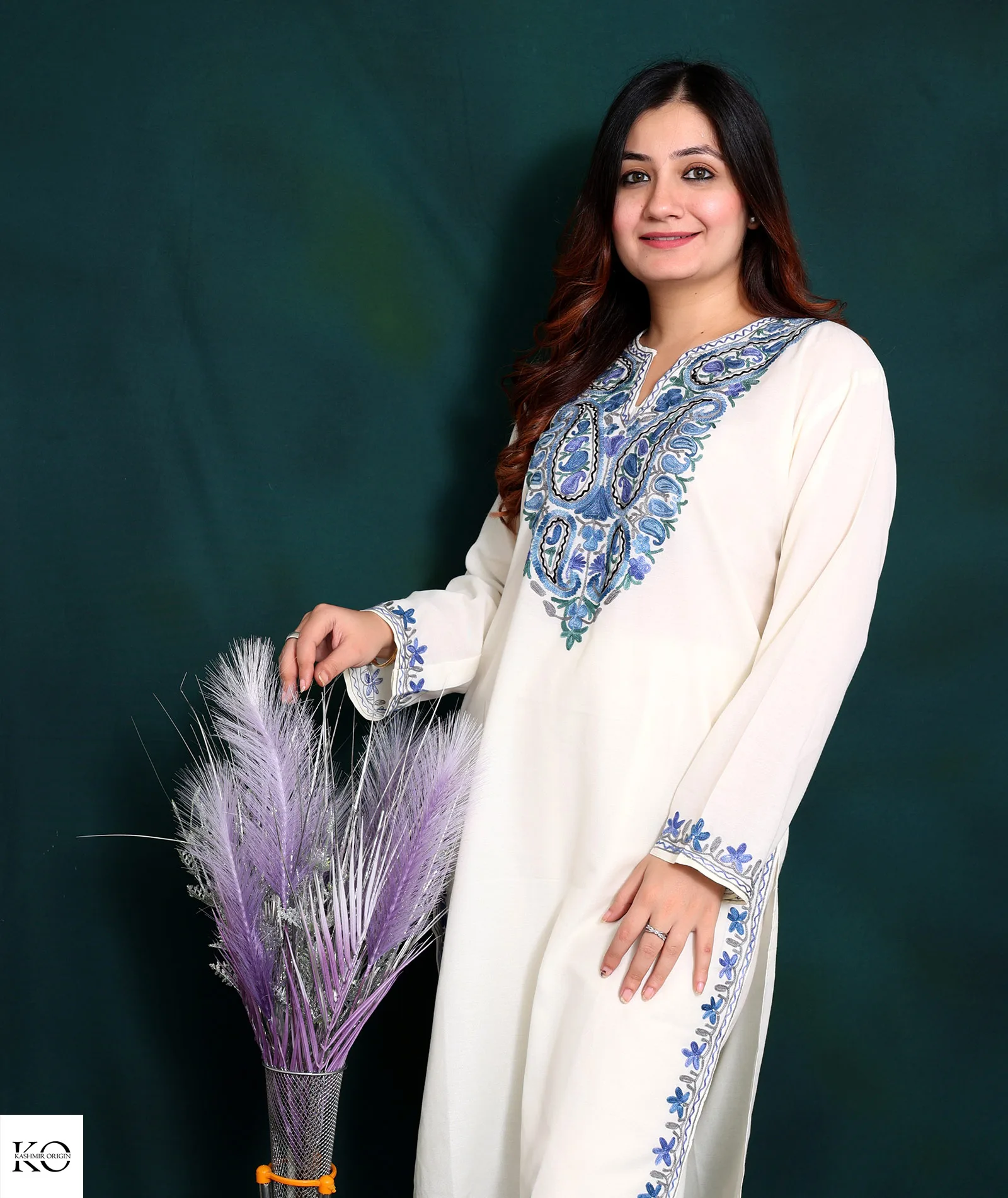 Pasley Design Aari Embroidered white Cotton Co ord Set